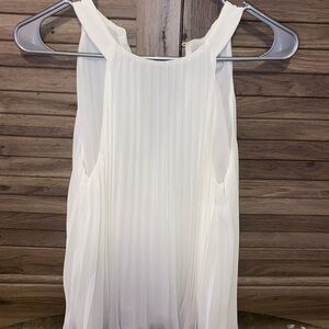 H&M White Pleated Sleeveless Blouse